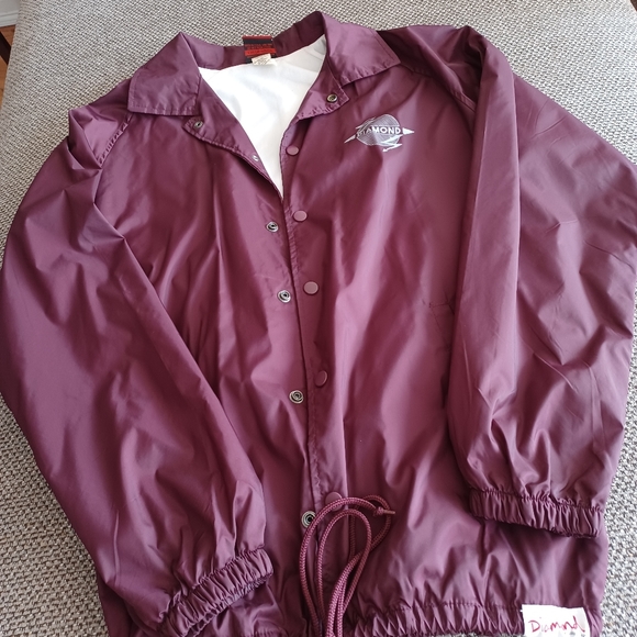 DIAMOND SUPPLY CO. - Picture 4 of 4